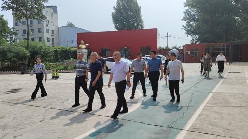 新郑市人大常委会副主任张顺安一行莅临欧博官网调研指导