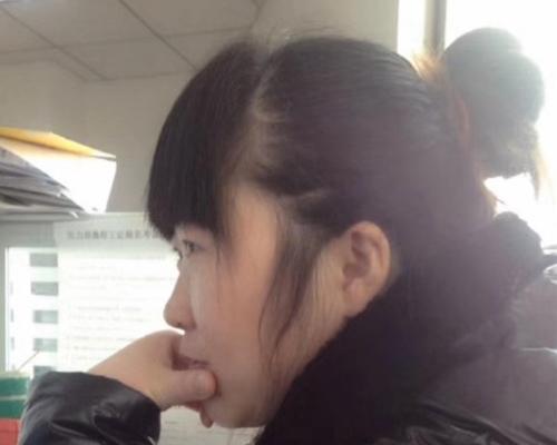 刘妍华