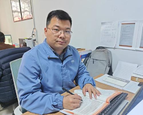 刘琪